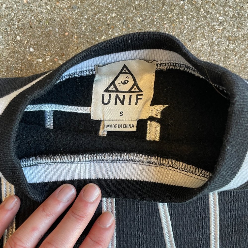 Unif Embroidered Script Crewneck - image 5